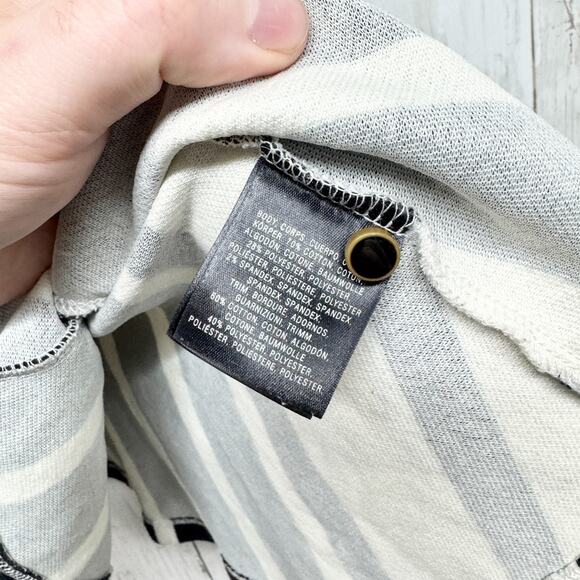 Anthropologie Top Women Size XS Black White Stripe Sleeveless Peplum Y2K Blouse - Picture 3 of 7